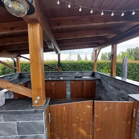 Tünde Nene Apartman *