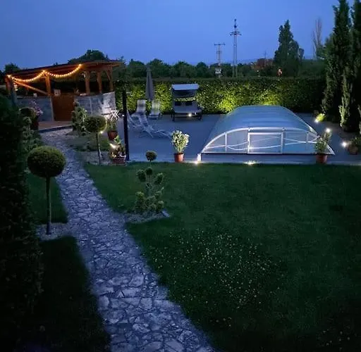 Tuende Nene * Zánka