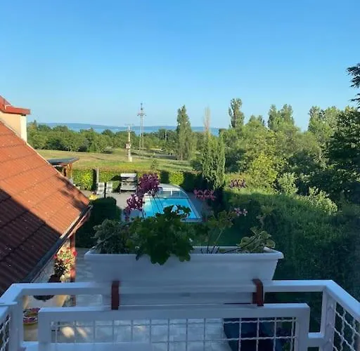 Tuende Nene Apartament Zánka